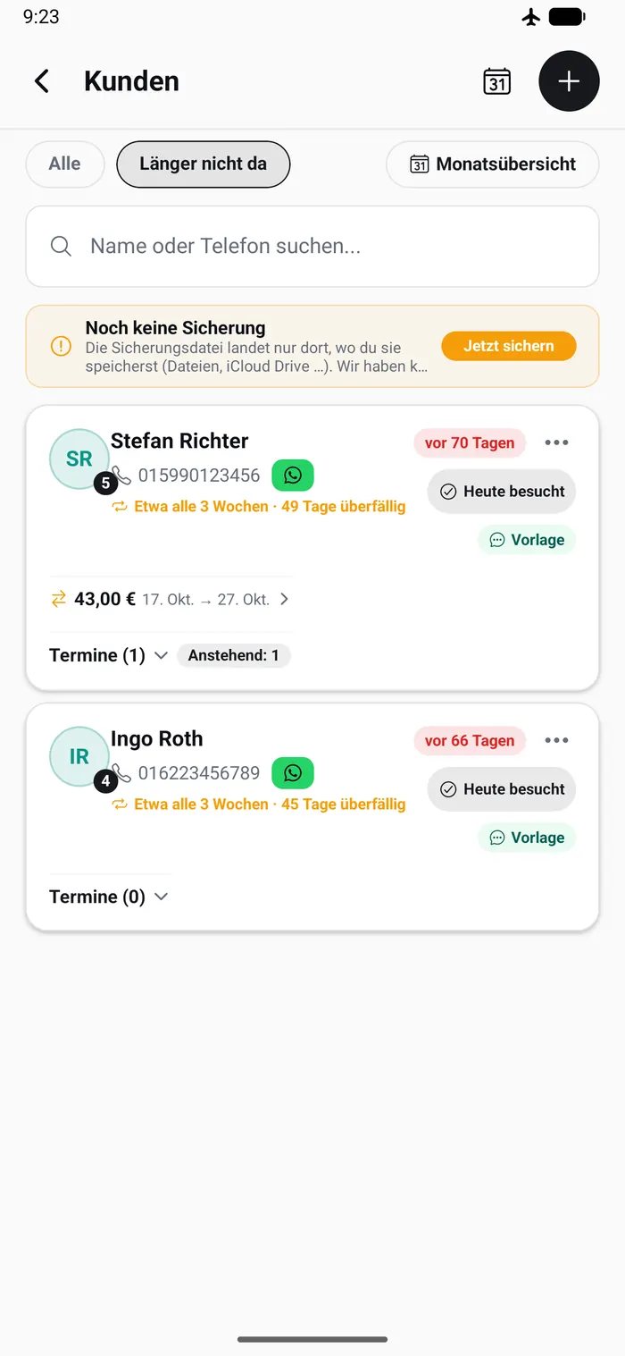 Kundenliste in Mobies, Filter „Länger nicht da“: zwei Kunden mit „Etwa alle 3 Wochen · 49 Tage überfällig“, darüber der Hinweis „Noch keine Sicherung“ (Beispieldaten)